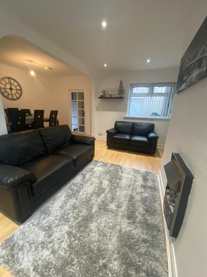 Modern Two Bed House Close To City Centre 贝尔法斯特 外观 照片